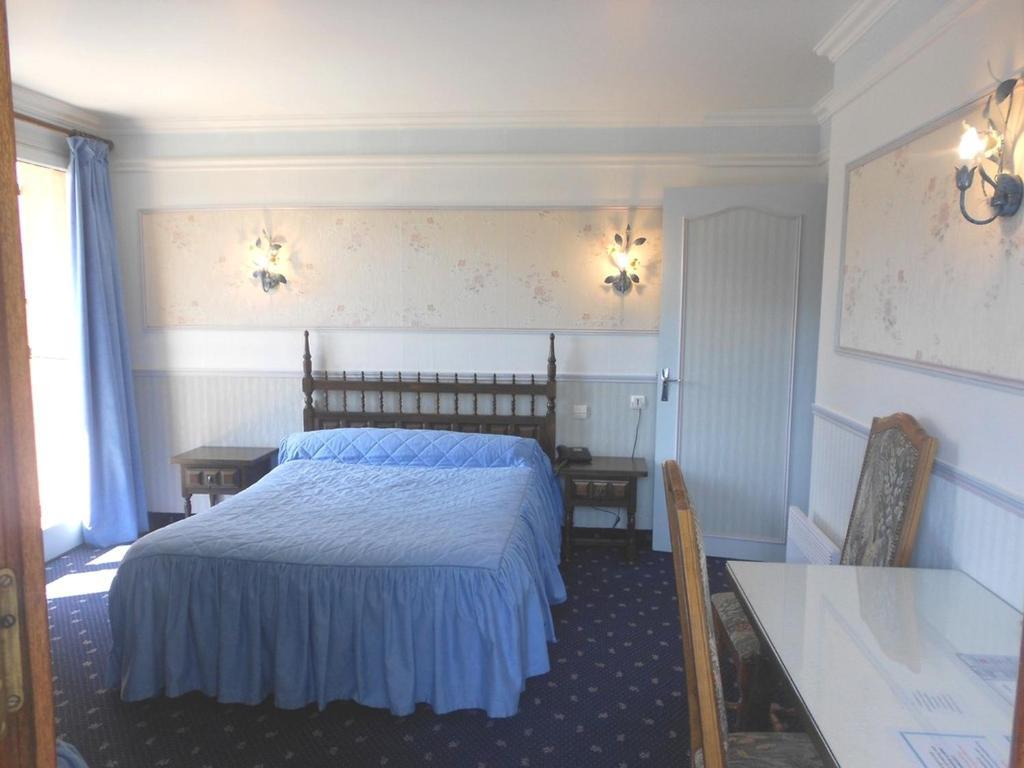 Hotel Les Barnieres กิลเลสตร์ ห้อง รูปภาพ